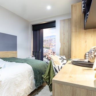 Premium Plus En Suite - Image 1